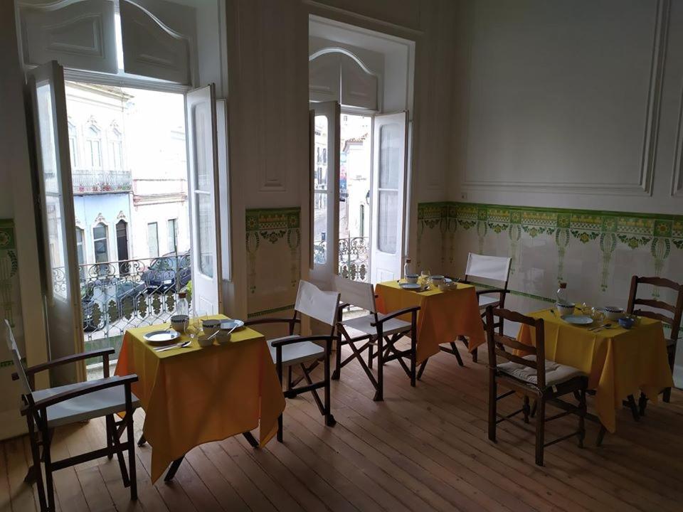 OlhãOmirante Guesthouse Eksteriør billede