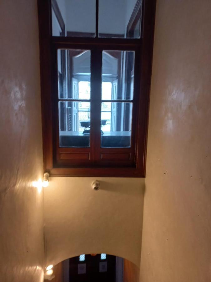 OlhãOmirante Guesthouse Eksteriør billede