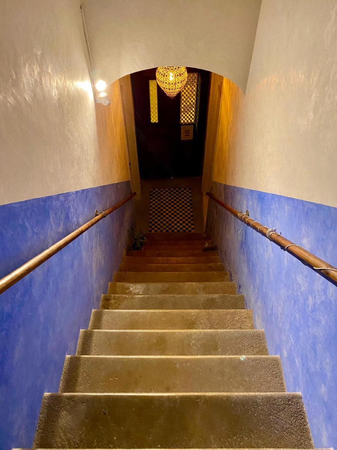 OlhãOmirante Guesthouse Eksteriør billede