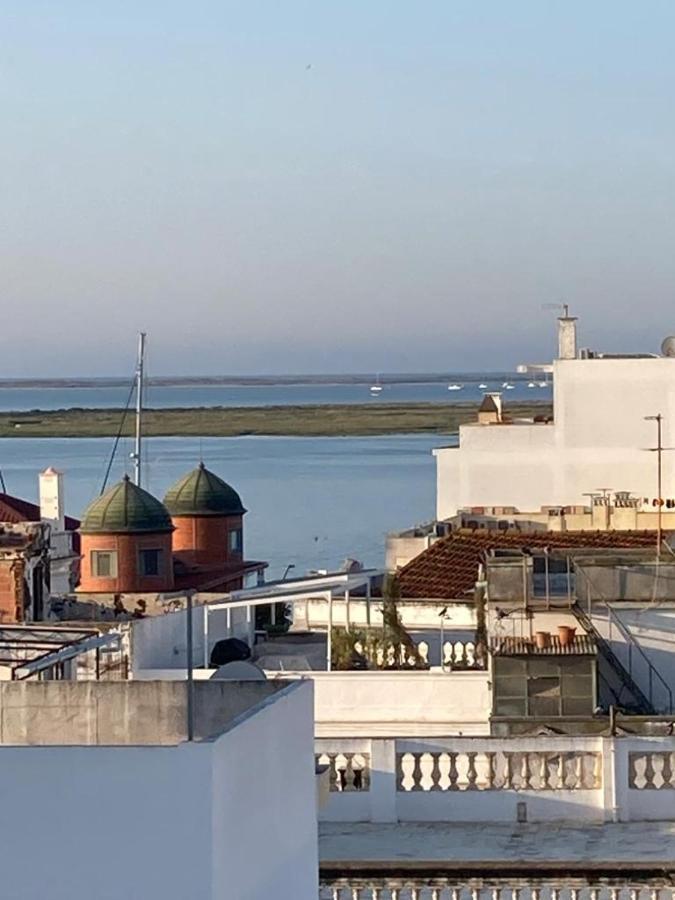 OlhãOmirante Guesthouse Eksteriør billede
